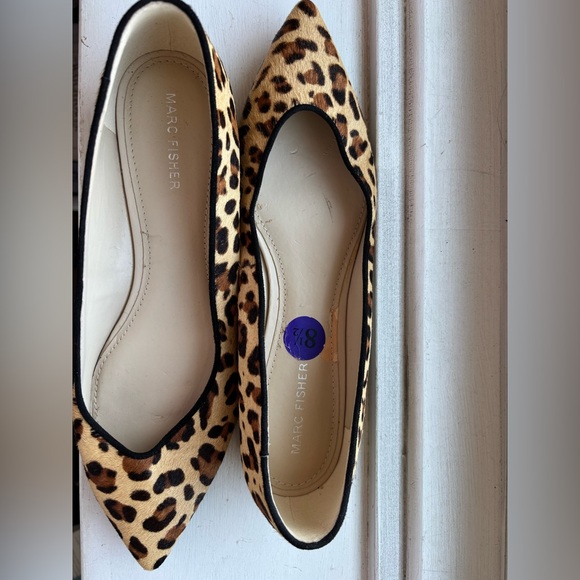 Women’s Leopard Print, Leather/Calf hair Pointed Toe Flats. new W/O Tag Size 8.5 - Picture 4 of 6